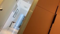 -LESSMORE科技头皮理容中心