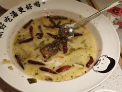 -江渔儿酸菜鱼(映月湖环宇城店)