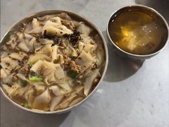 -正宗杨记普洱酸醋米线(总店)
