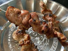 -烤肉小伙烤肉店