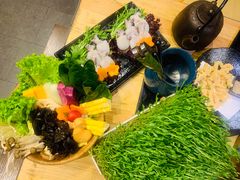 -湊湊火锅·茶憩(上海合生汇店)
