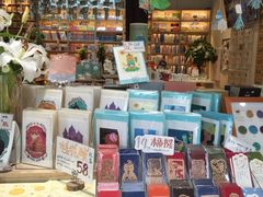 -猫的天空之城概念书店(杭州南宋御街店)