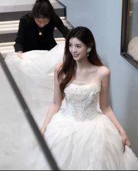 -Vera Wang婚纱礼服旗舰店