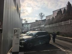 -青岛中升沃茂沃尔沃4S店(市北店)