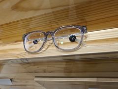 -豪门视光·星趣控·蔡司依视路眼镜代理商(中央大街店)