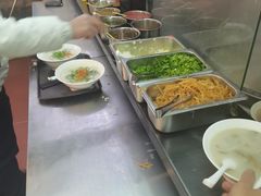 自助取餐区-刘记羊汤·烧饼夹肘子