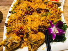 避风塘濑尿虾-辉记炭烧海鲜大排档·老字号(福田店)