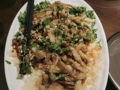 -味上湘菜馆(岳麓山店)