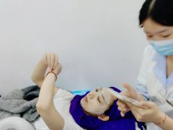 -蕾特恩专业祛痘·皮肤管理