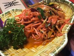 酸萝卜炒牦牛肉-吉祥圣雪藏餐