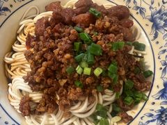 招牌辣肉干拌面-辣肉面大王(天平路店)
