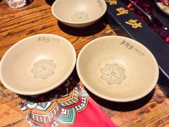 -老牌坊云南鱼豆花火锅(爱建店)