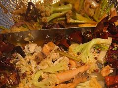 -小鱼小牛·鱼牛干锅·脆鱼火锅(世欧广场店)