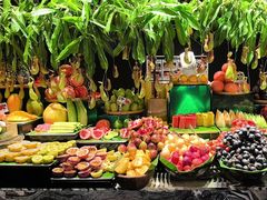 -雍容荟帝王蟹活龙虾展台自助(IFS黑金店)