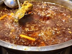 -肖肖酸萝卜鱼火锅(总店)