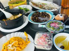 -七的湖·晚芳亭·阳澄湖农家菜·大闸蟹(莲花岛店)
