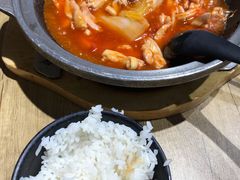 -极有家小鱼小鸡石锅煲(佳兆业店)