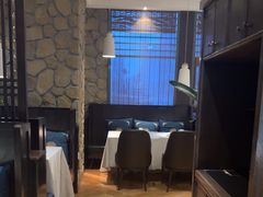 -毛家饭店·30年融合新湘菜(汉峪金谷店)