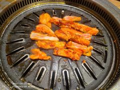 -明洞阿姨·韩式酱蟹烤肉·创意料理(三元桥店)