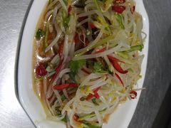 -穆豪麦蒸碗羊羔肉