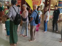 -ခြောက်ထပ်ကြီးရွှေသာလျောင်းဘုရားကြီး