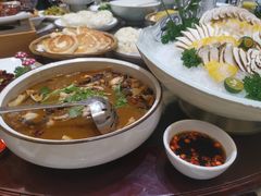 -蔼若春.传承三十年云南菜(金碧公园店)