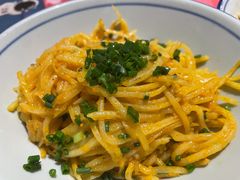 蟹黄咸蛋土豆丝-荆九爷爆炒桥头三嫩(浙大店)