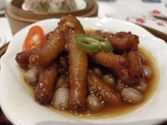 -深圳君逸国际酒店(龙岗横岗塘坑地铁站店)