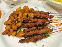 孜然牛肉串-犇逸·乐山跷脚牛肉·四川现炒(览海店)