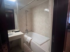 -曲江惠宾苑宾馆(大雁塔大唐不夜城店)