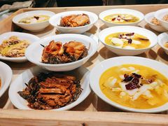 -老乡鸡(上海白玉兰广场店)