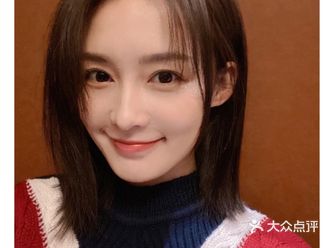 锁骨时尚发～对于亚洲人来说这种弯度的卷很友好