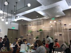 大堂-奈雪的茶(市百一店)