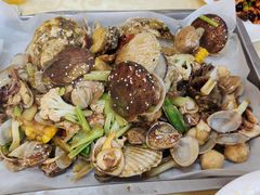 -鑫渔港海鲜本地菜·山海关浑锅(东戴河店)