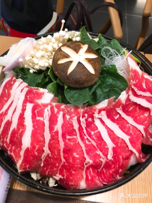 日式牛肉寿喜锅