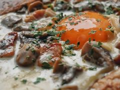 鸡蛋蘑菇熏肉荞麦可丽饼-RAC BAR(安福路店)