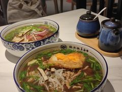 -镇南锅盖面馆(解放路店)