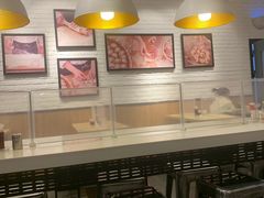 大堂-吉祥馄饨(虹桥火车站店)