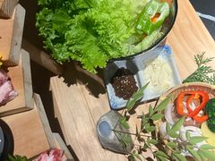 -山川小町·极番烧肉(新地假日广场店)