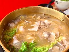 -小椒羊.羊肉粉 龙虾 羊肉串(新地旗舰店)