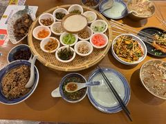 -包整·丝娃娃(一览甲秀楼风景店)