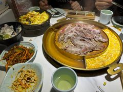 -猪啊牛呀羊啊铜盘烤肉(正大广场店)