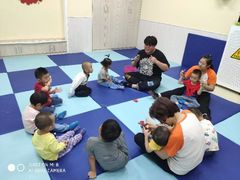 -红黄蓝成长中心(公益西桥校区)