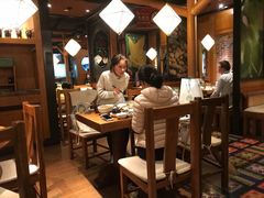 大堂-云海肴·汽锅鸡·云南菜(天山百盛优客店)