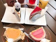 -TrueLove @ Neverland (Husky Cafe)