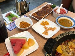 -小渝公重庆卤味火锅(临沂店)