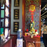大桌不多，看上去附近的学生，上班族很多