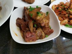 萝卜牛腩-黄山悦榕庄明月白云餐厅