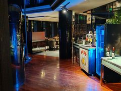 -唐拉雅秀酒店-西锦汇空中BBQ·思创餐厅