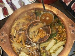 -滇釜火锅·能喝汤的火锅(车公庄店)
